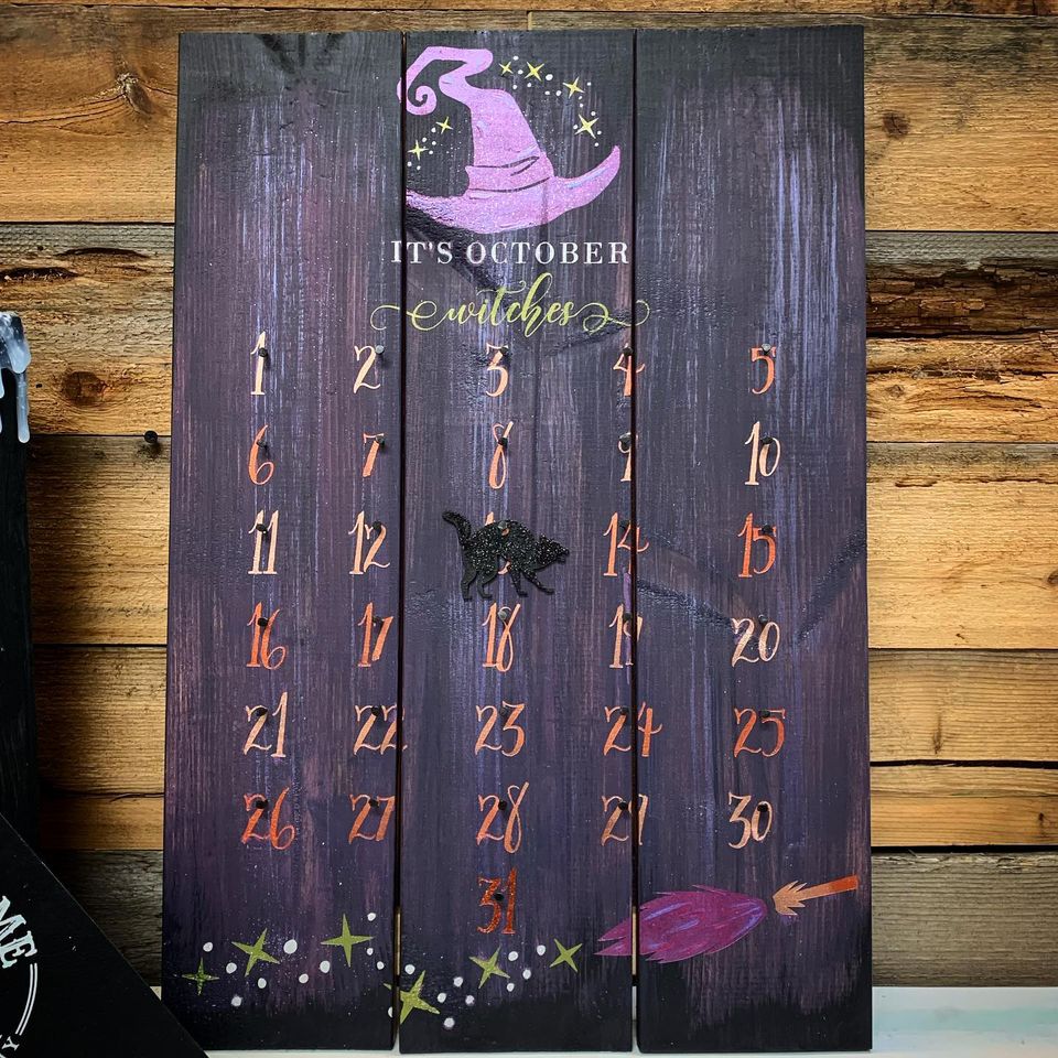 HALLOWEEN COUNTDOWN PALLET