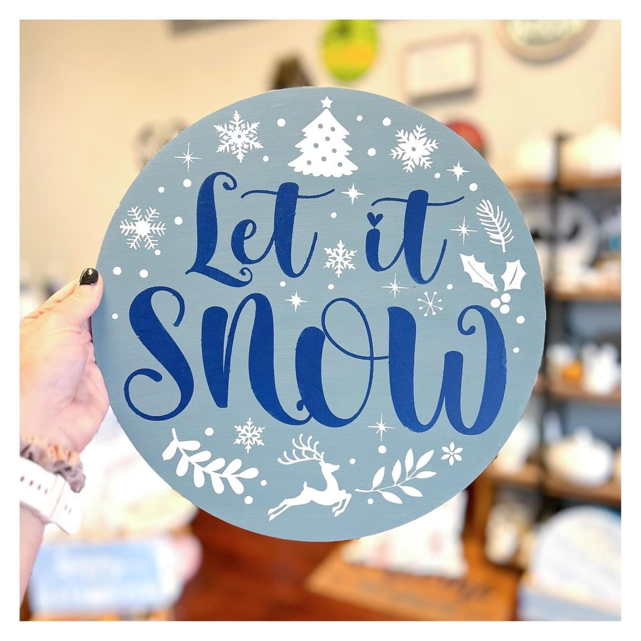 HOLIDAY DOOR HANGERS AND ROUNDS WORKSHOP