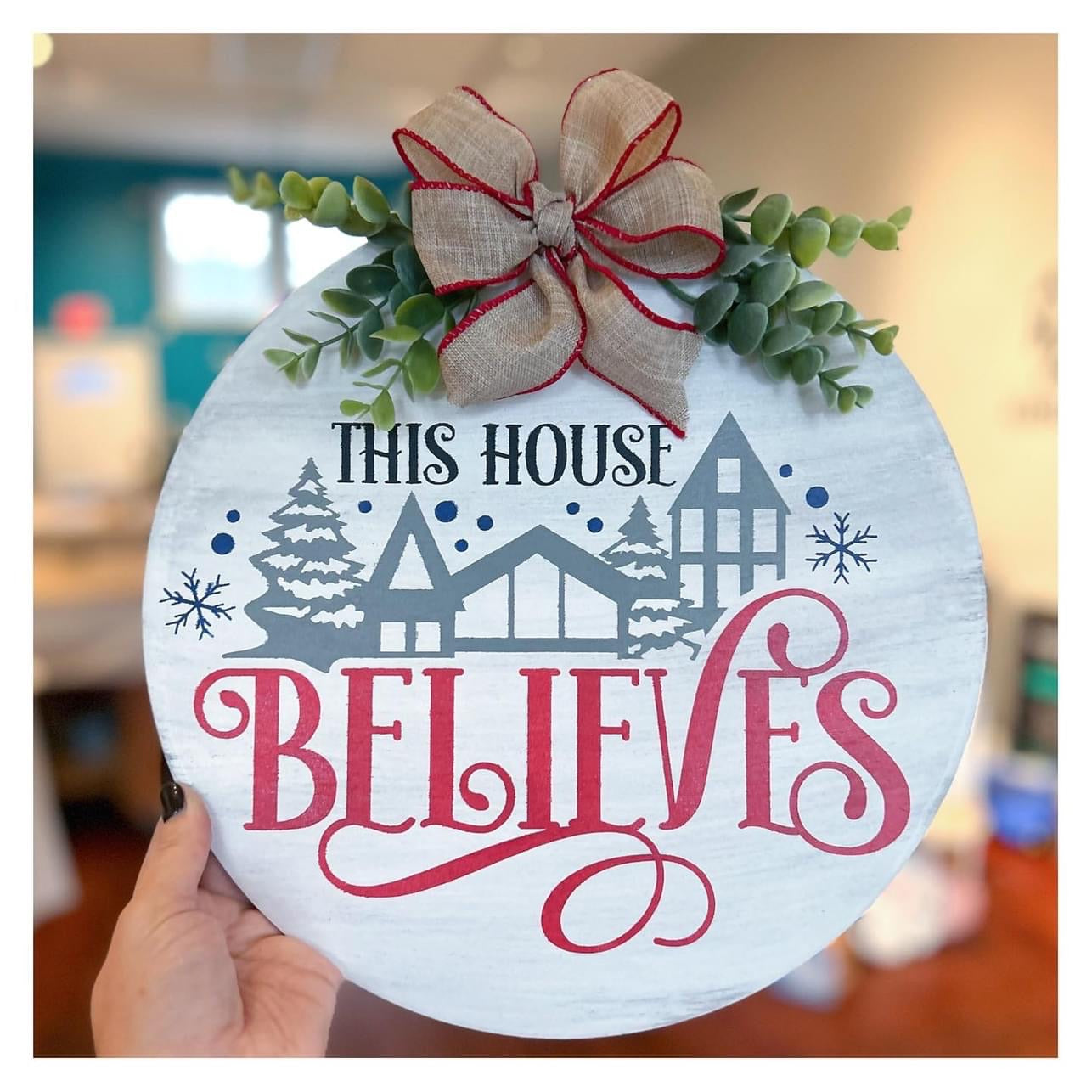 HOLIDAY DOOR HANGERS AND ROUNDS WORKSHOP
