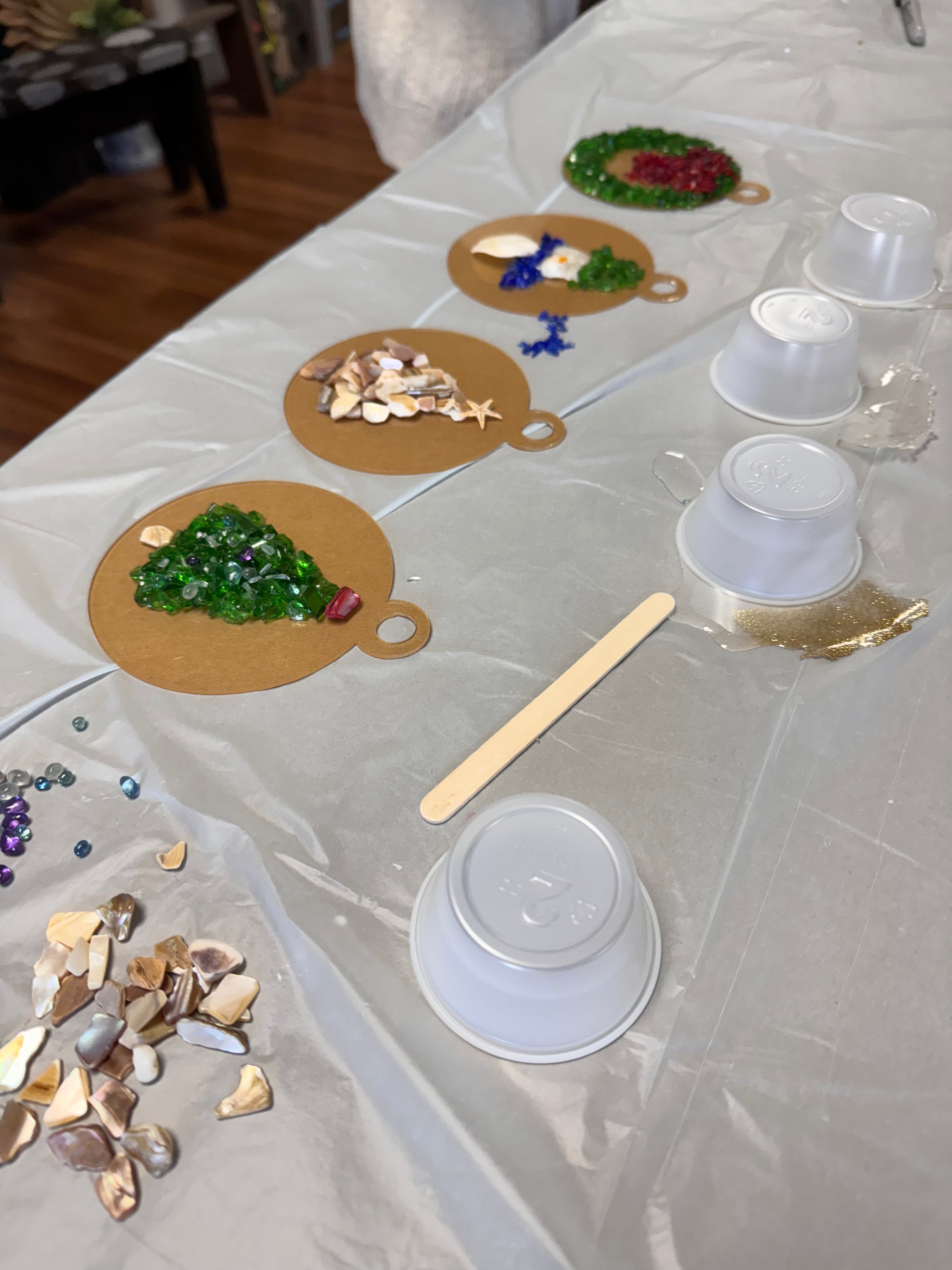 RESIN ORNAMENTS STONE CREEK-NOV 20TH,6PM