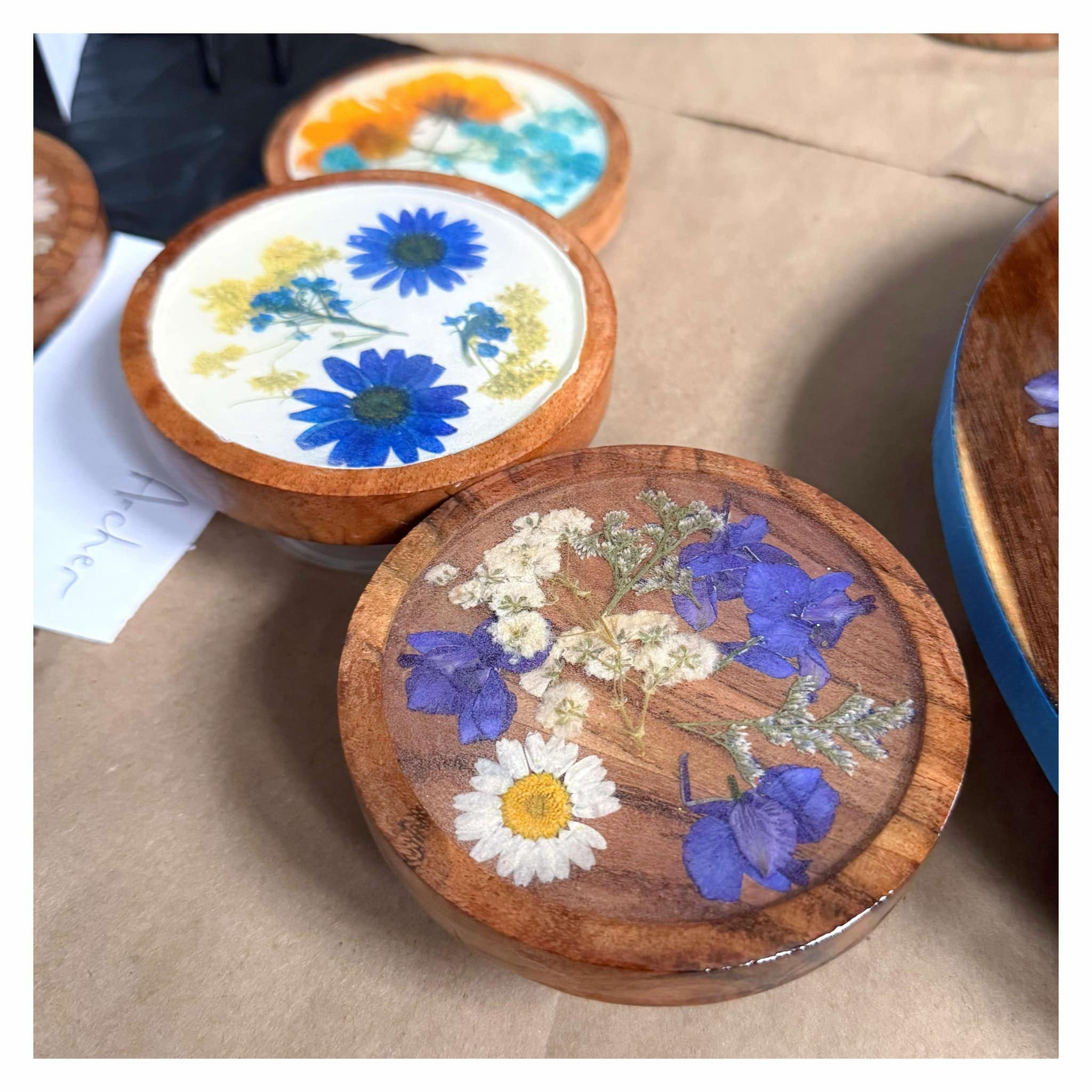 RESIN POUR AND MORE-APR 26TH,6PM