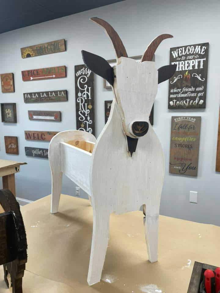 BARNYARD PLANTERS