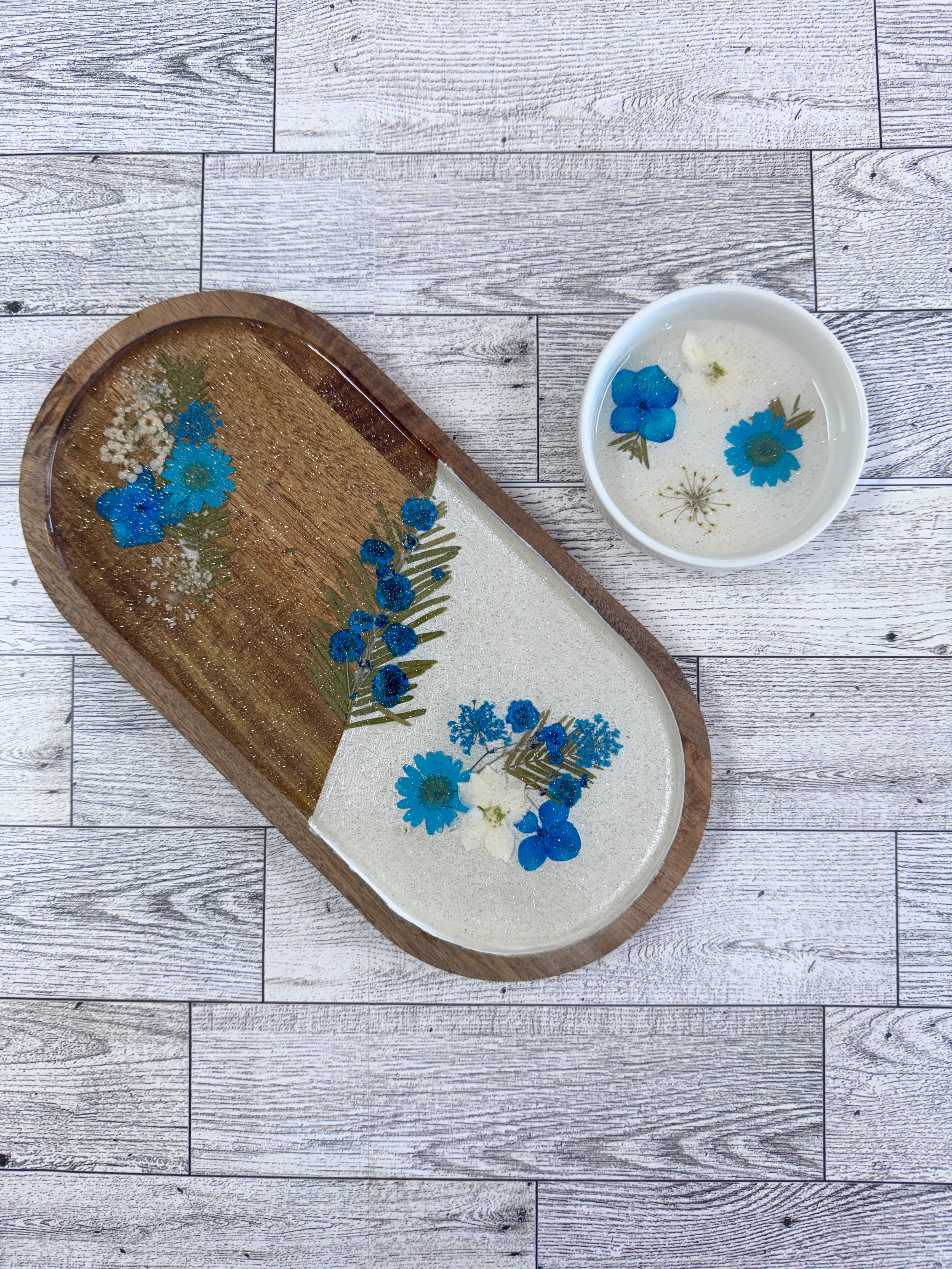 TRINKET & TRAYS