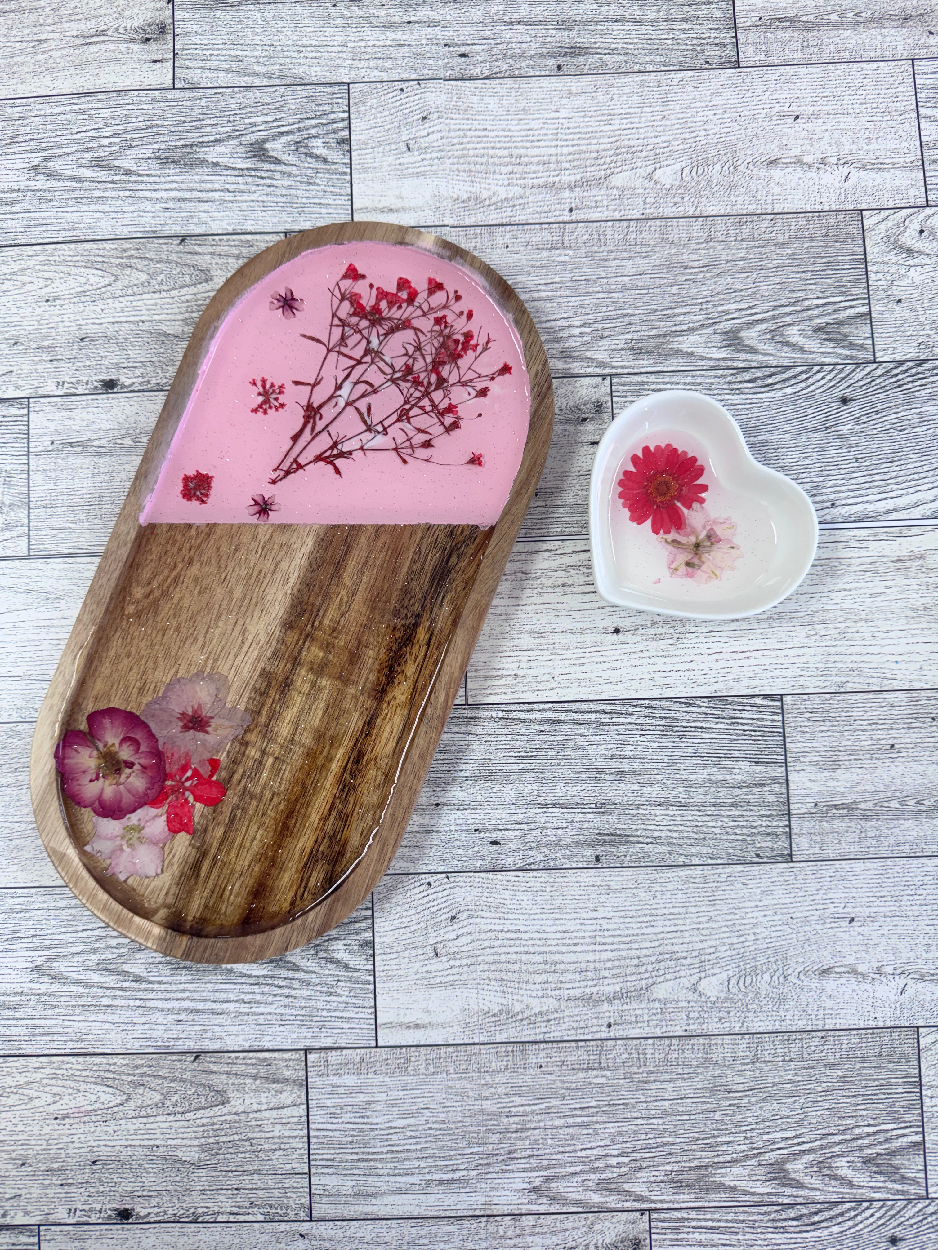 TRINKET & TRAYS