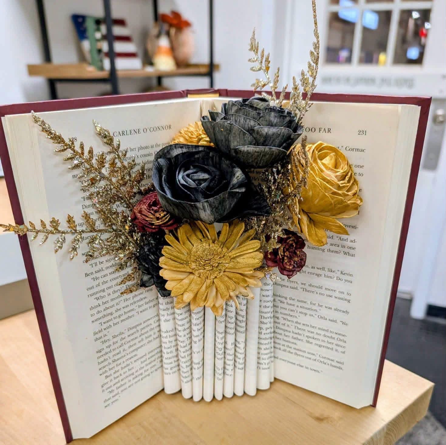 BOOKS & BLOOM