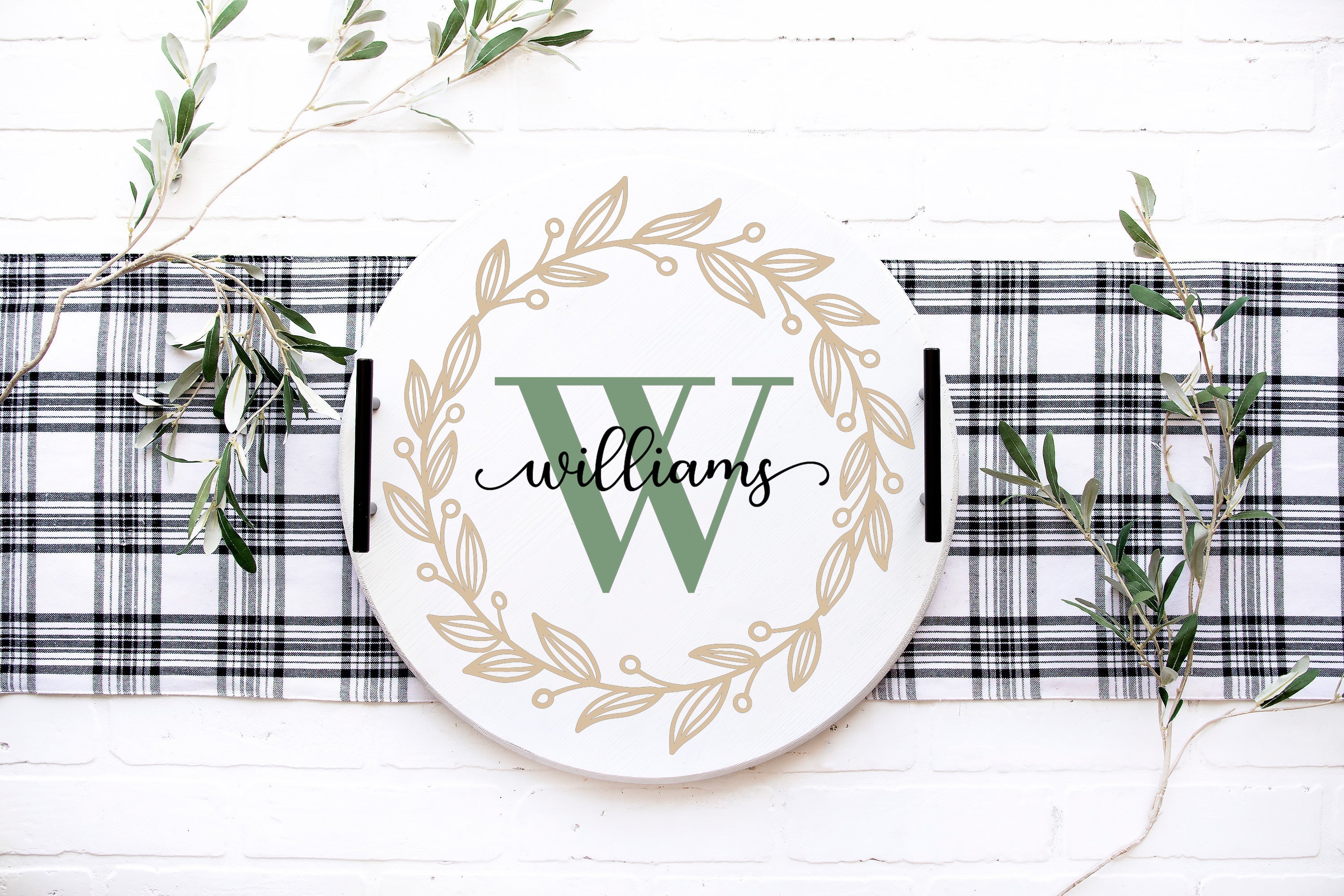 TEAM BUILDING PERSONALIZED ROUND TRAYS