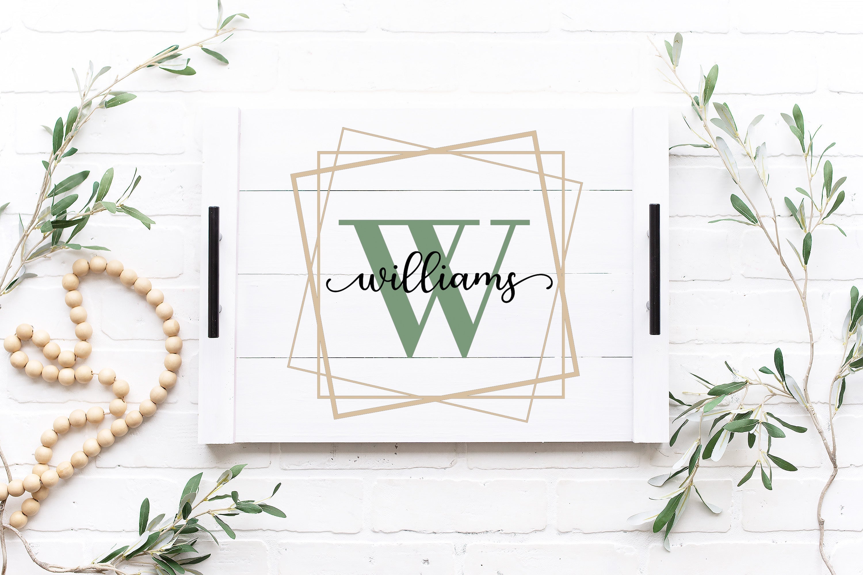 TEAM BUILDING PERSONALIZED FARMHOUSE TRAYS