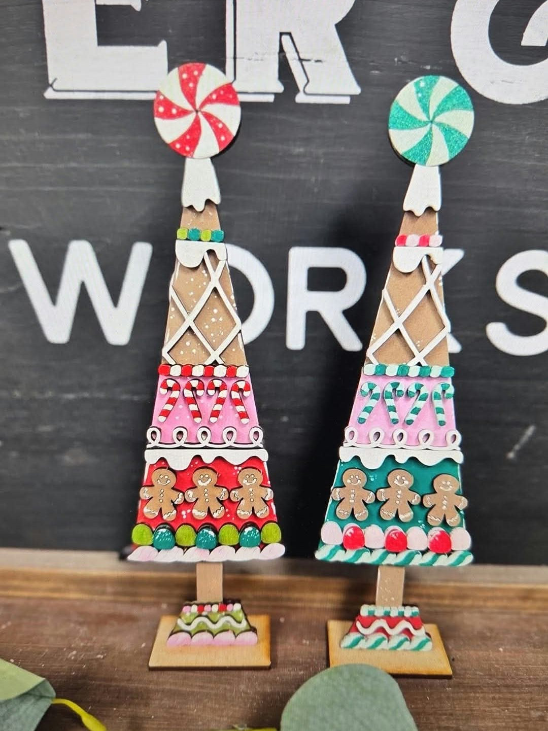 GINGERBREAD TREES & MORE-DEC 3RD,6:30PM