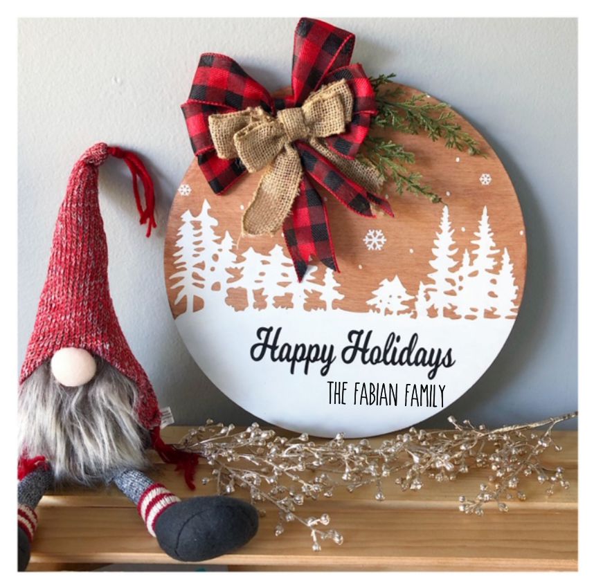 HOLIDAY DOOR HANGERS AND ROUNDS